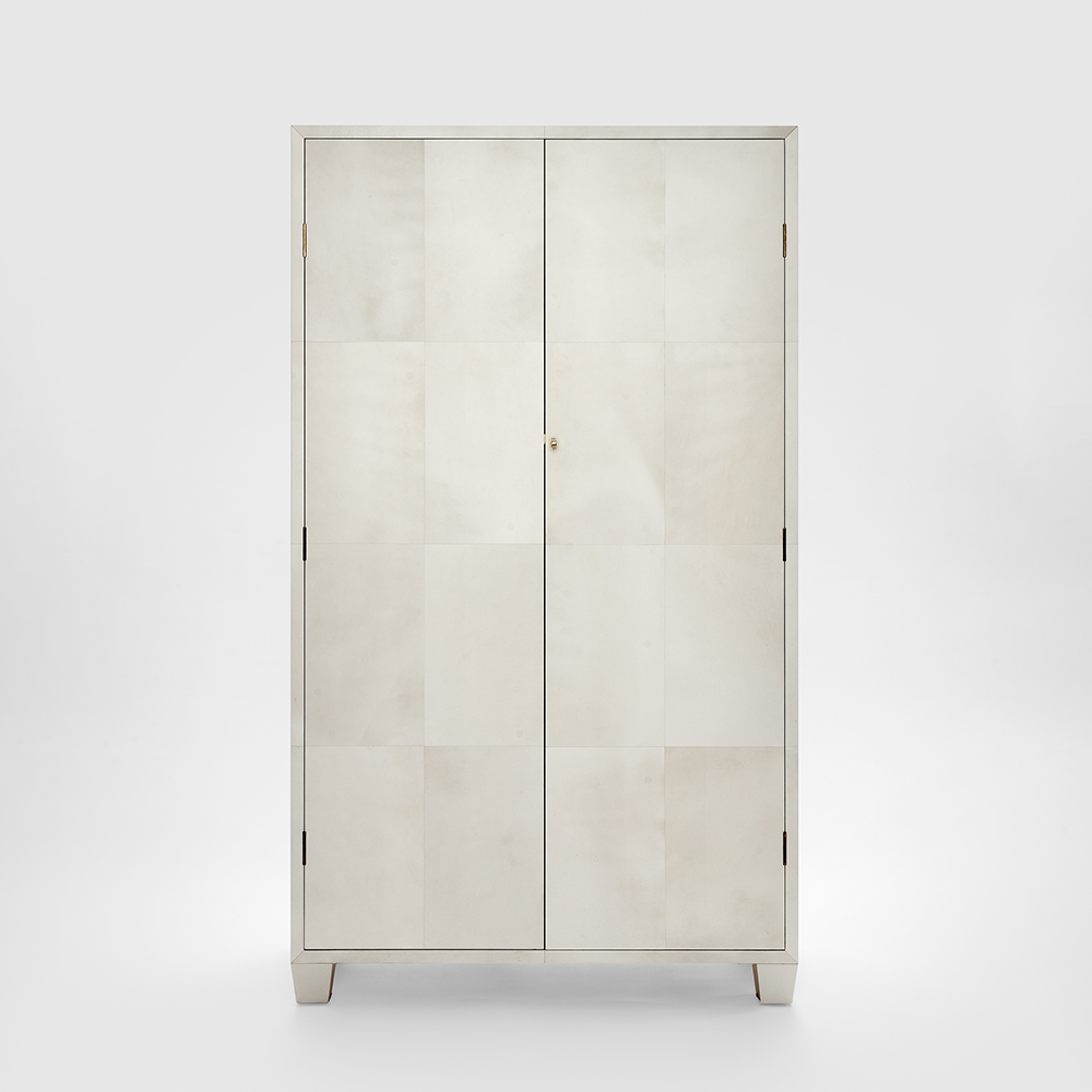 Frank Armoire, Parchment